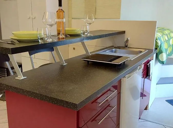 Cosy & Zen Centre Apartment Hyeres