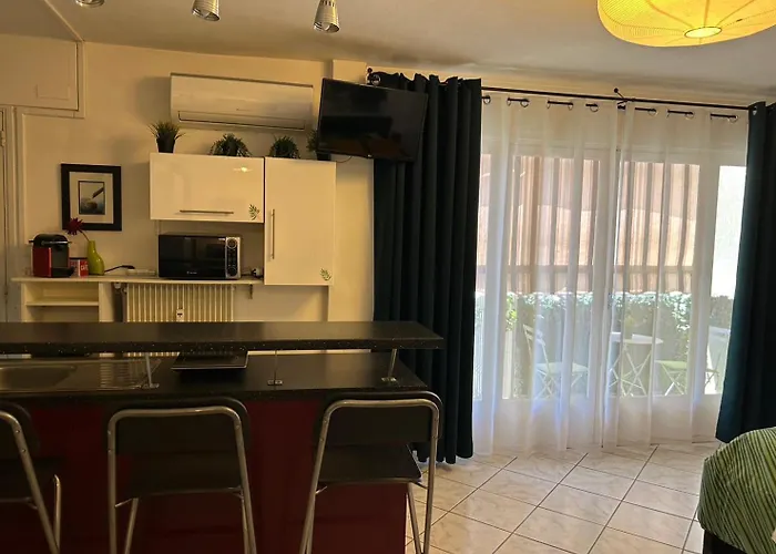 Cosy & Zen Centre Apartment Hyeres